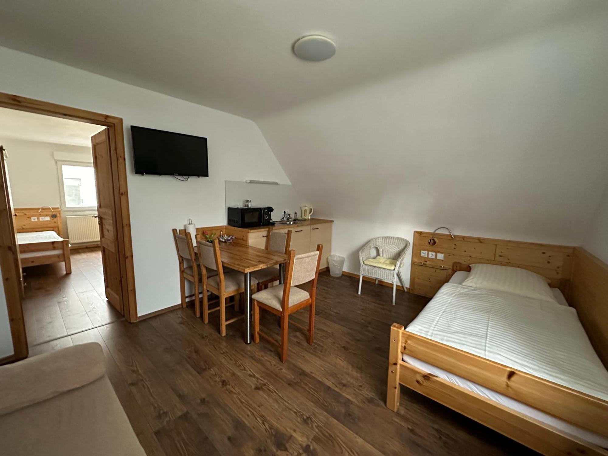 Pension Schramm Karlsruhe Dış mekan fotoğraf