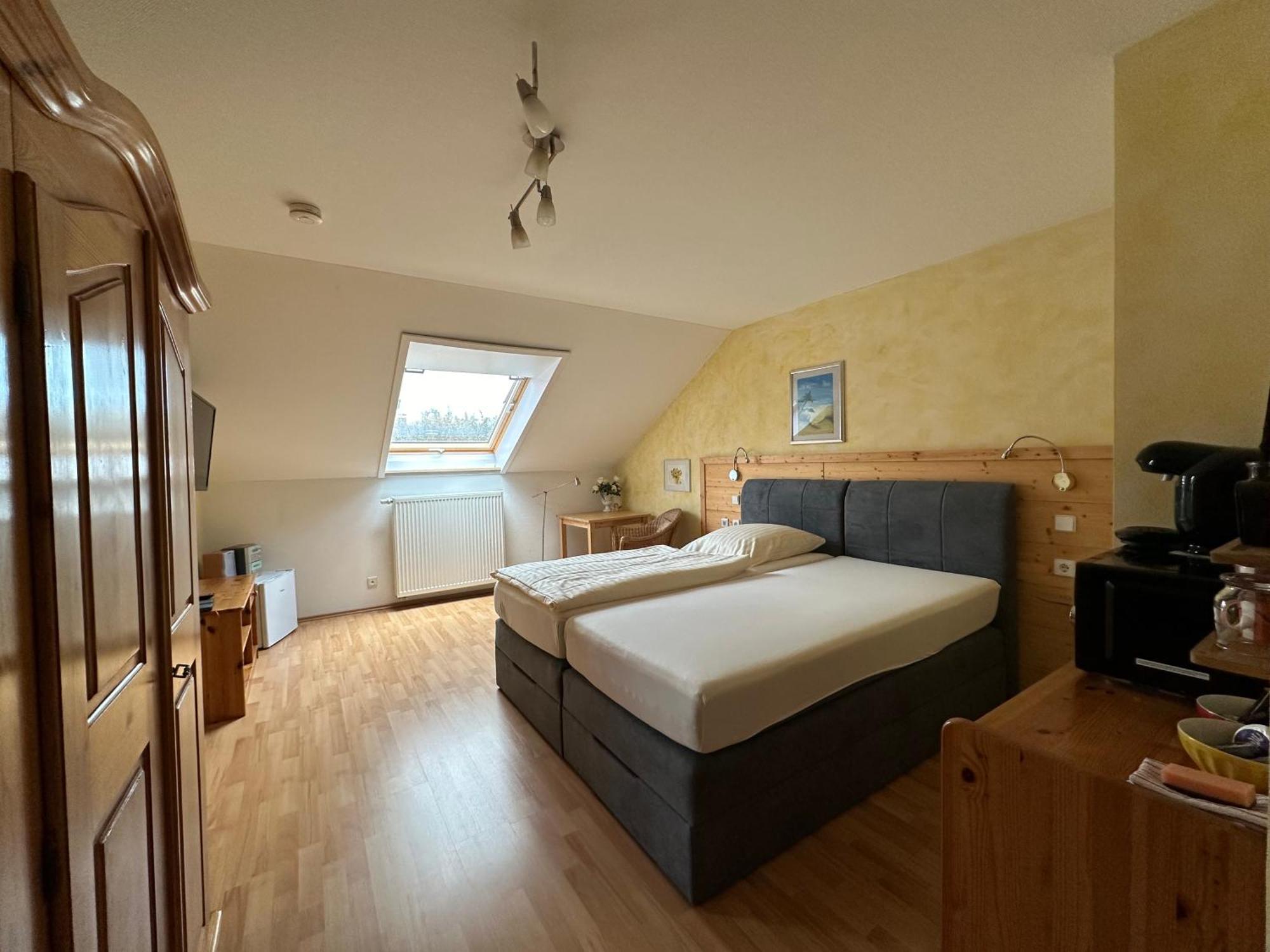 Pension Schramm Karlsruhe Dış mekan fotoğraf