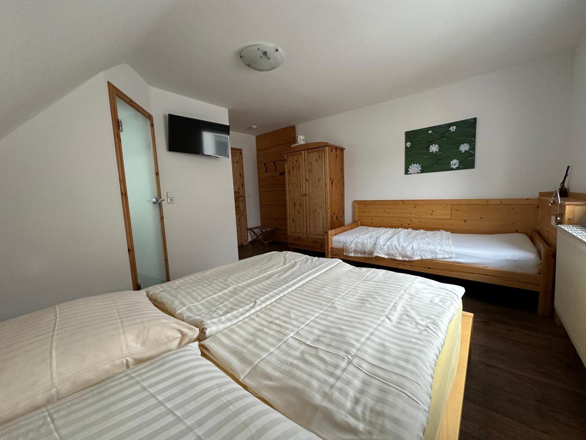 Pension Schramm Karlsruhe Dış mekan fotoğraf